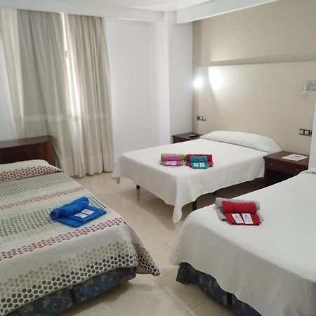 Hotel Nuevo Ara Caces Esterno foto