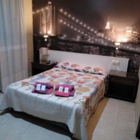Hotel Nuevo Ara Caces Esterno foto