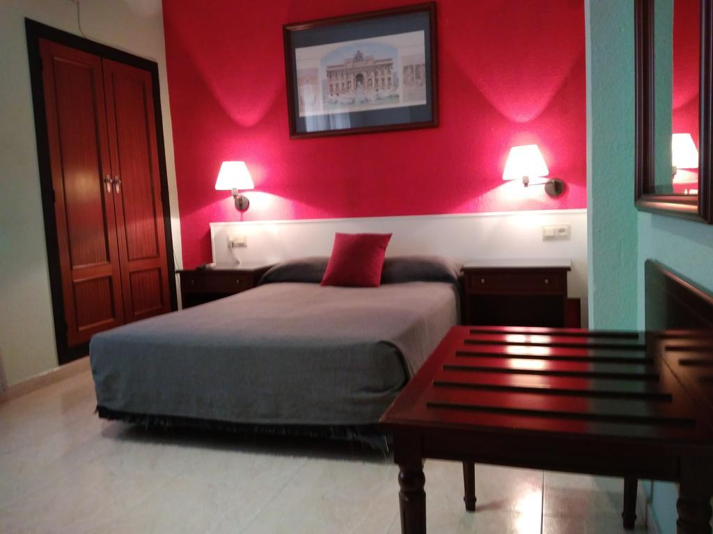 Hotel Nuevo Ara Caces Esterno foto