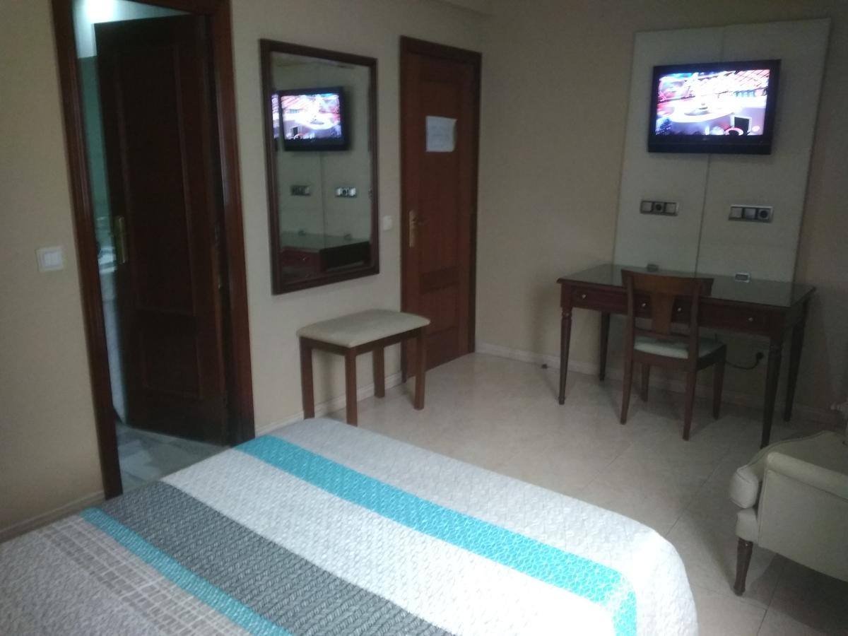 Hotel Nuevo Ara Caces Esterno foto