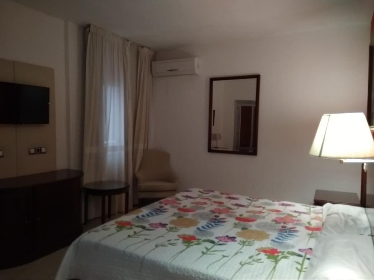 Hotel Nuevo Ara Caces Esterno foto