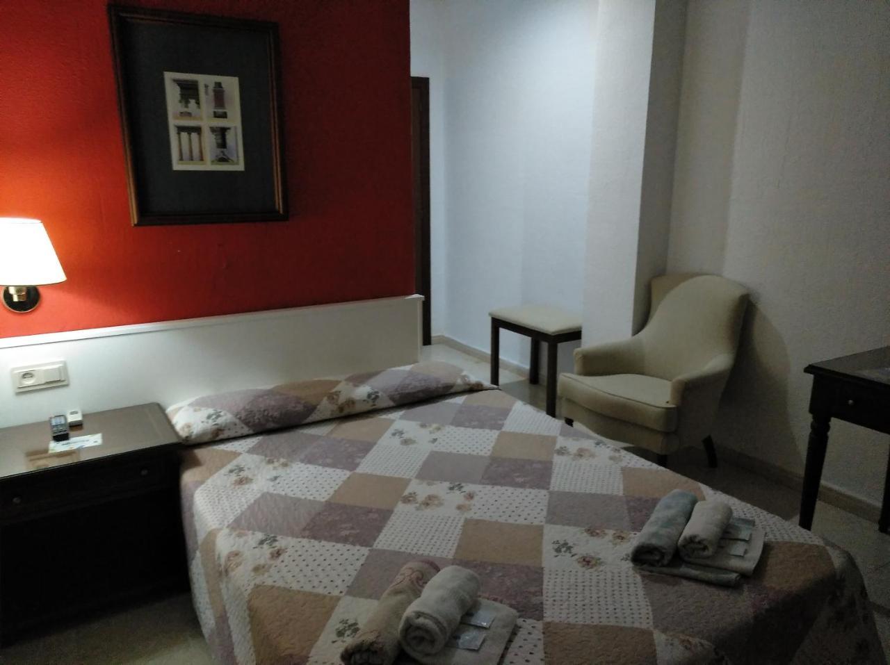 Hotel Nuevo Ara Caces Esterno foto