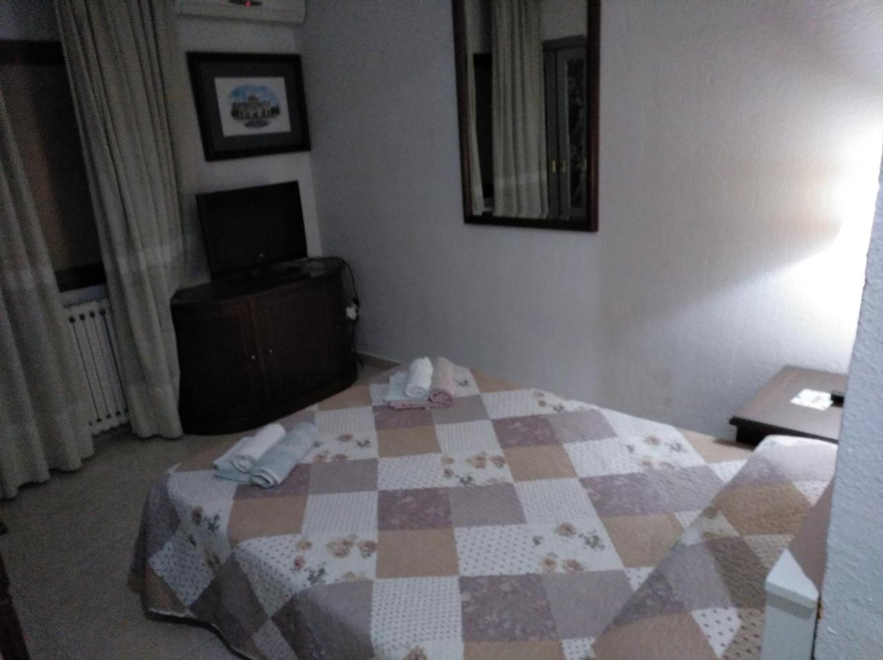 Hotel Nuevo Ara Caces Esterno foto