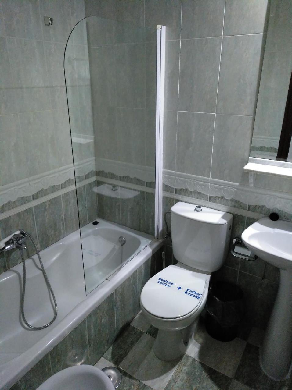Hotel Nuevo Ara Caces Esterno foto